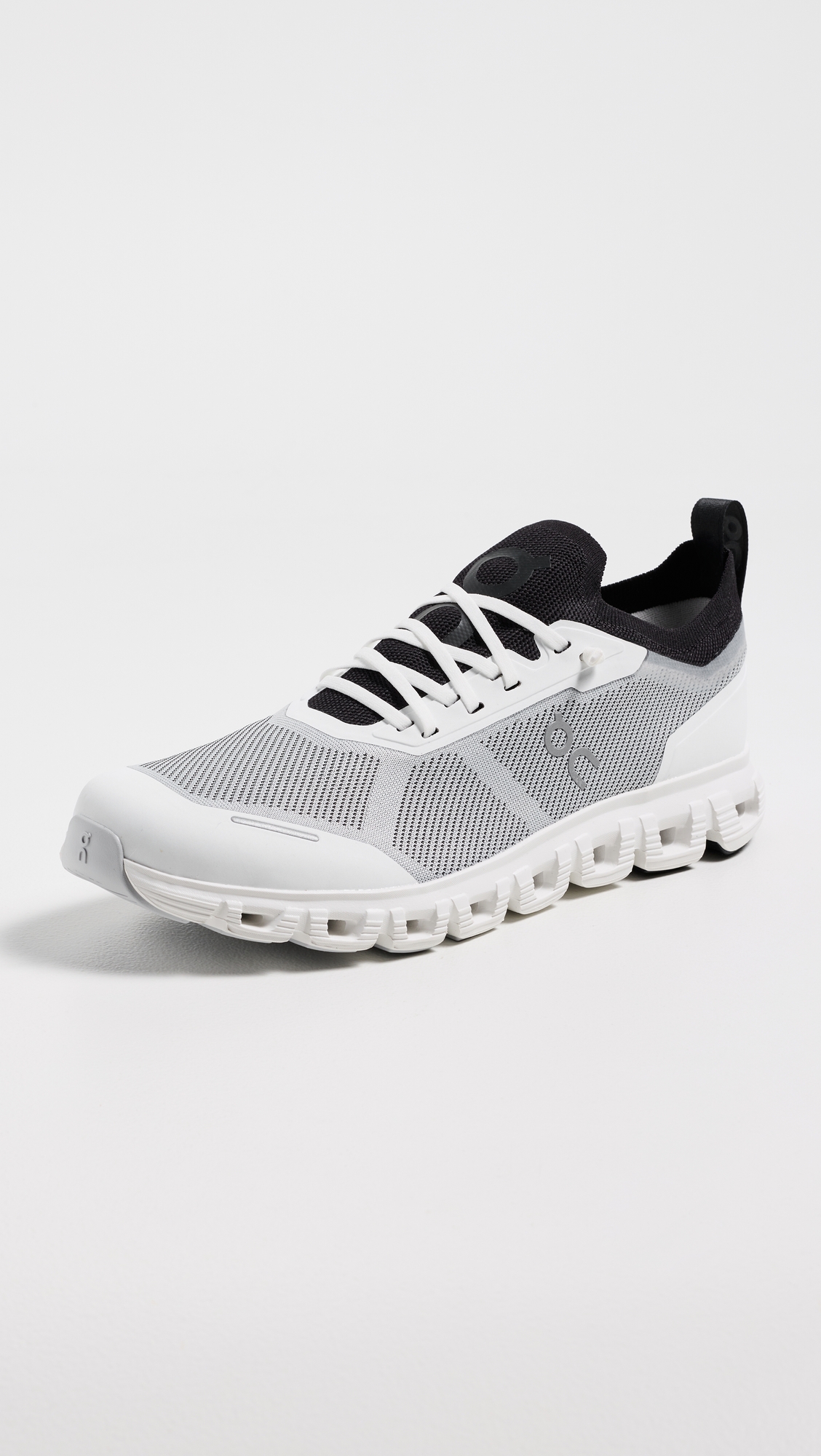 On Cloud 6 Versa Sneakers