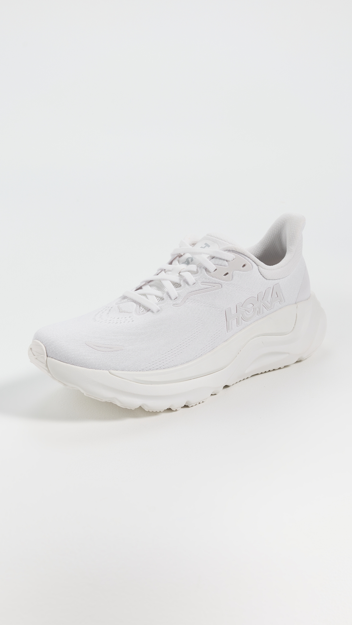HOKA Arahi 8 Sneakers